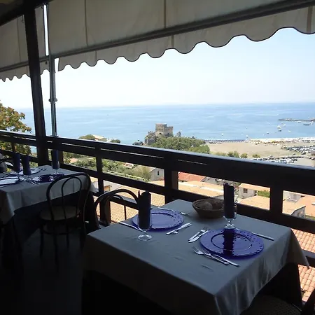 Normanni Hotel 3*